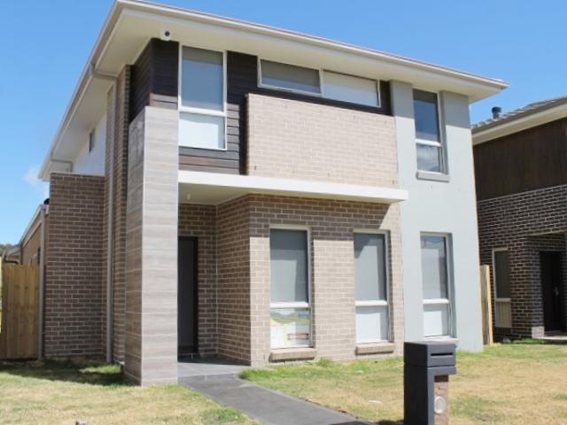 11 Diana Street, Schofields