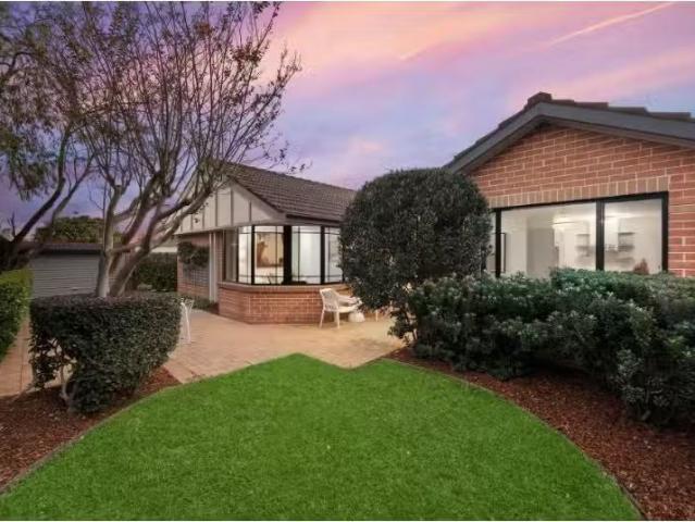 11 Dodds Street, Naremburn House for rent Listed by Erika Kes.