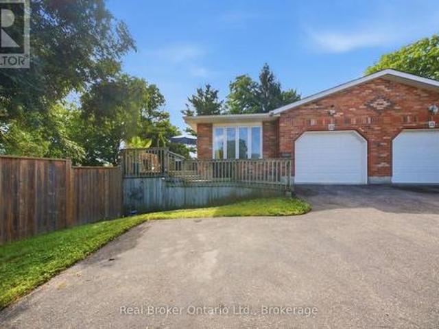 11 Dundas Street W, Brant Paris, ON, N3L 1E9 house for sale | Listing ID X13819 | Royal LePage