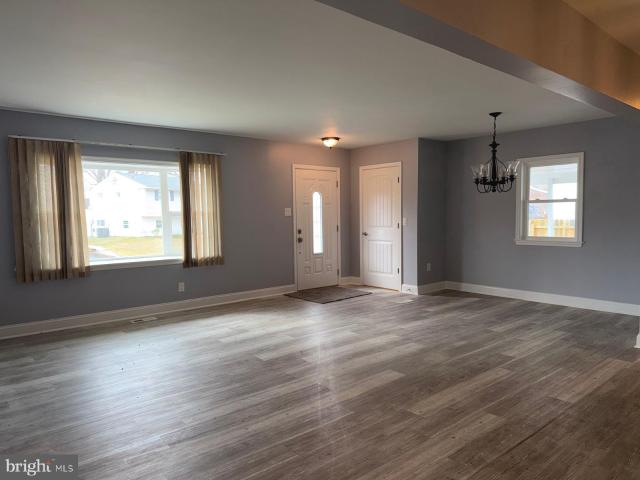 11 Dunsinane Dr, New Castle, DE 19720 | MLS #DENC2097