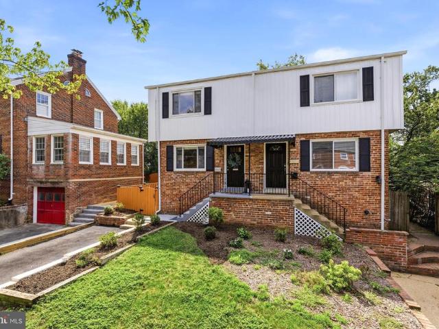 11 E Myrtle Street # 1/2