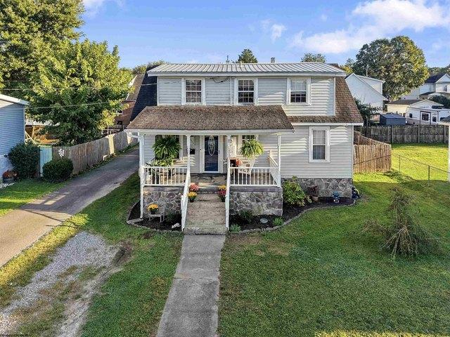 11 E Lincoln St, Buckhannon, WV 26201