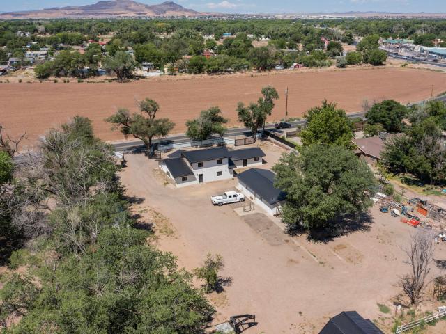 11 El Cerro Road
