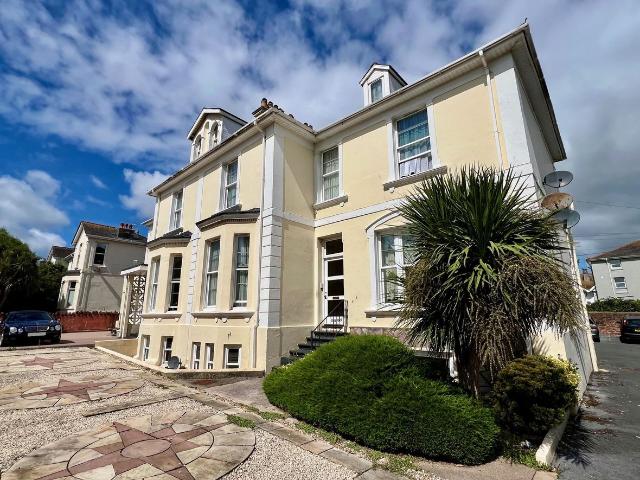11 Elmsleigh Road, Paignton TQ4, 2 bed flat to rent, £1,000 pcm | PrimeLocation