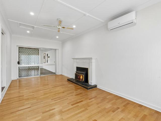 11 Elsie Street