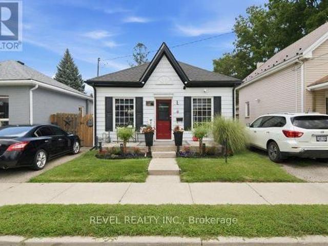 11 Esther Street, Brantford, ON, N3S 6K3 house for sale | Listing ID X13798 | Royal LePage