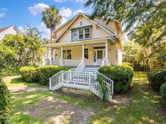 11 Formosa Drive
