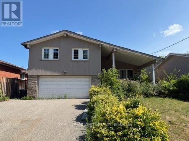 11 Fulwell Crescent, Toronto, ON, M3J 1Y4 house for sale | Listing ID W13659 | Royal LePage