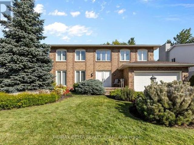 11 Garand Place, Ottawa, ON, K1H 8M1 house for sale | Listing ID X13843 | Royal LePage