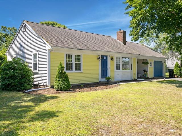 11 Gateway St # 1