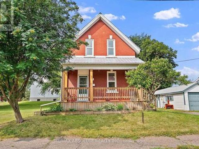 11 Gould Street, Whitewater Region, ON, K0J 1K0 house for sale | Listing ID X13606 | Royal LePage
