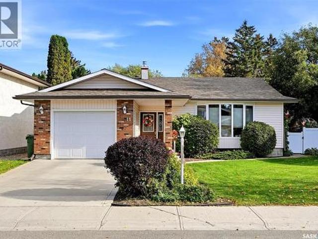 11 Green Meadow Road, Regina, SK, S4V 0A4 house for sale | Listing ID SK050506 | Royal LePage