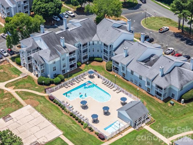 11 Hamiltons Bay Court # 839