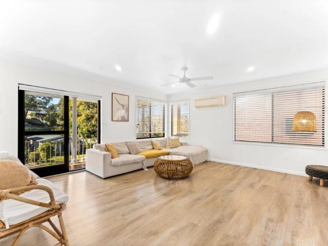 11 Haig Street