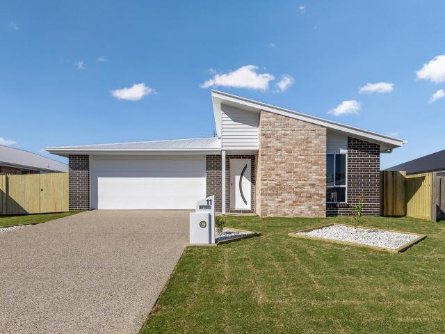 11 Hazelwood Street, Wondunna QLD 4655