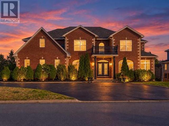 11 Hebbard Place, St. John'S, NL, A1A 5J6 house for sale | Listing ID 1303 | Royal LePage