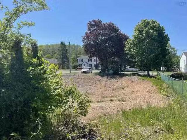 11 Highland Avenue, New Minas, NS, B4N 3J4 vacant land for s.