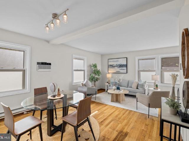 11 UNIT A Hillside Road