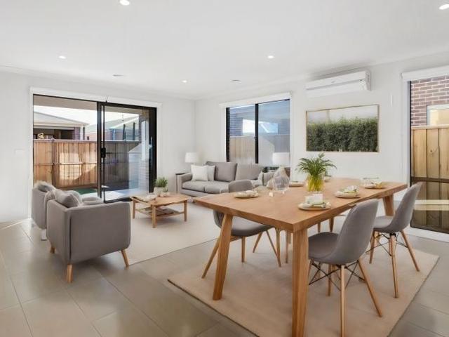 11 Hosick Avenue, Torquay