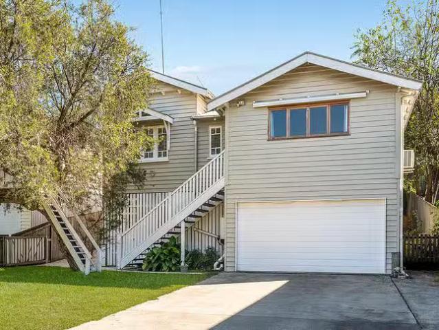 11 Huxham Terrace, Auchenflower, QLD 4066
