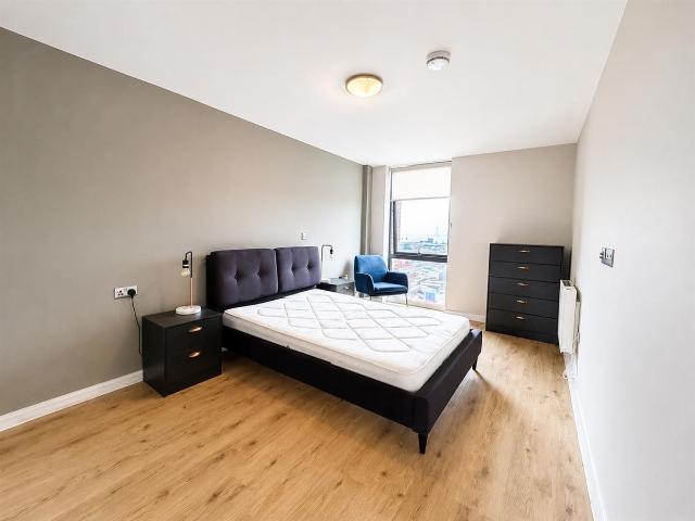 11 Jesse Hartley Way, Liverpool L3, 2 bed flat to rent, £1,050 pcm | PrimeLocation