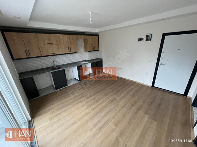 1+1 KATTA ASANSÖRLÜ SIFIR GENİŞ YÜKSEK KİRA GETİRİLİ YATIRIMLIK DAİRE