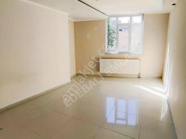 1+1 Kiralık Daire Çarşı Merkezde Şadırvan Bölgesi Migros Üstü
