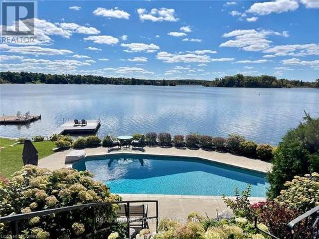 11 Lake Avenue, Puslinch, ON, N3C 2V4 house for lease | Listing ID X13738 | Royal LePage