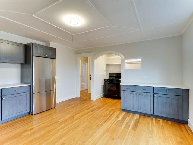 11 Linden St 3, Salem, US, MA
