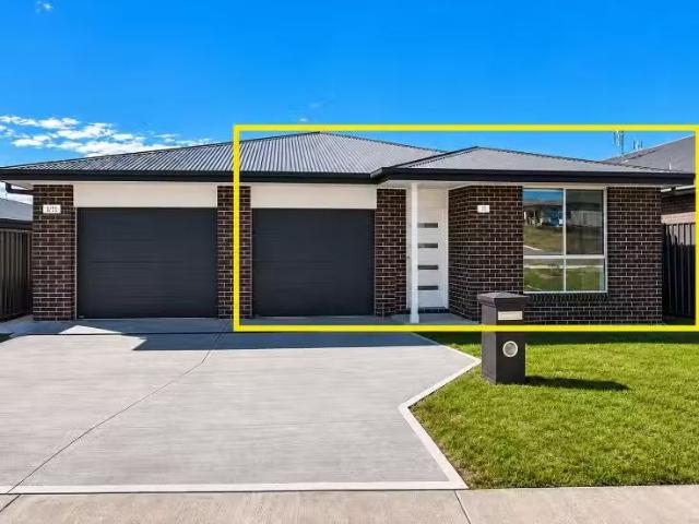 11 Livistona Drive, LOCHINVAR House for rent Listed by Tom Cr.