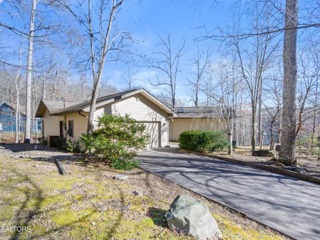 11 Londell Court