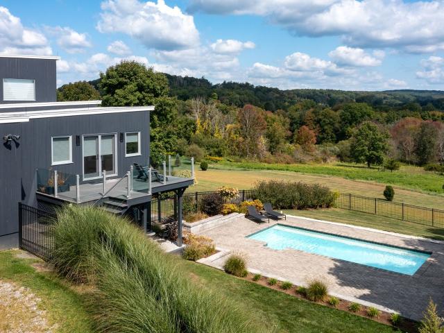 11 Longview Road, Kent, US, CT