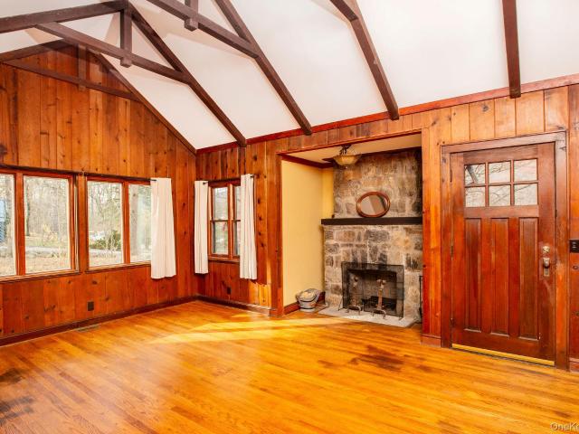 11 Locust Dr, Cold Spring, NY 10516 | MLS #802441