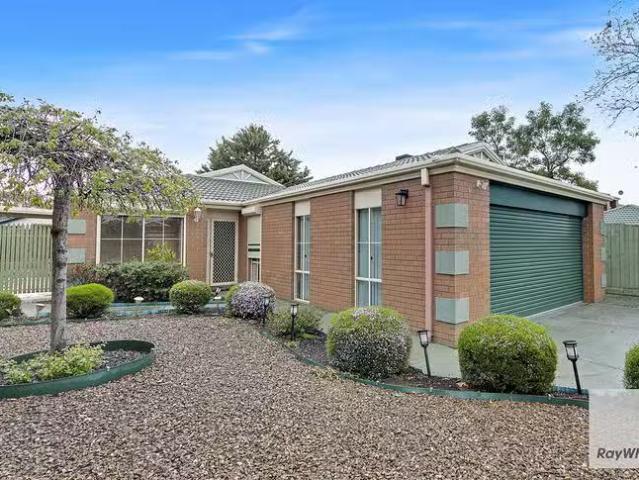 11 Lorinda Close, Sydenham, VIC 3037
