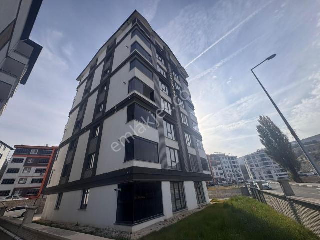 1+1 Full Eşyalı Mobilyalı Belediye Binası Karşısında Kiralık