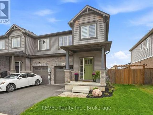 11 Lymburner Street, Pelham Fonthill, ON, L0S 1E6 house for sale | Listing ID X13634 | Royal LePage