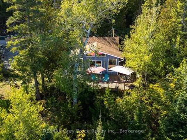 11 Lynch Drive, Northern Bruce Peninsula, ON, N0H 1W0 house for sale | Listing ID X13832 | Royal LePage