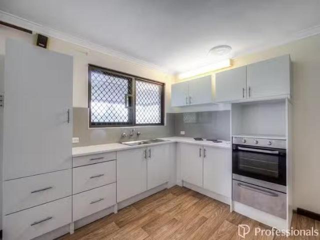 11 Mcarthur Street, Morley, WA 6062