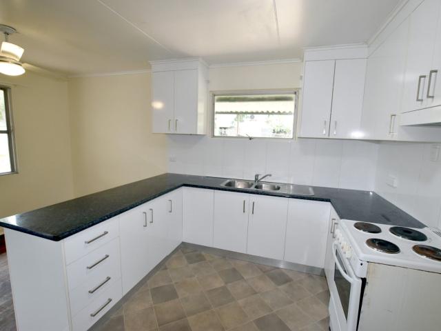 11 McCray Street Barney Point, QLD 4680