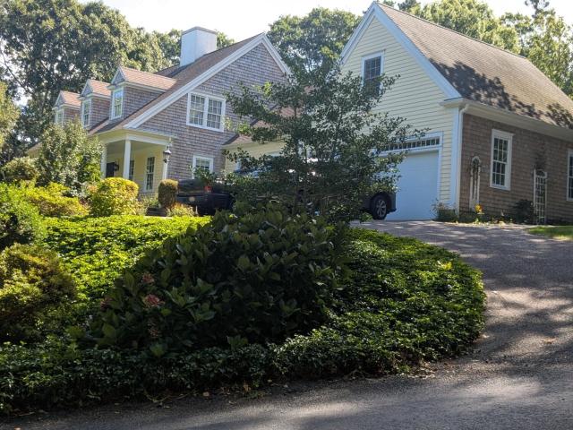 11 Manor Drive