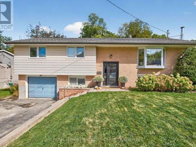 11 Maclaren Avenue, Barrie, ON, L4N 3Y1 house for sale | Listing ID S13857 | Royal LePage