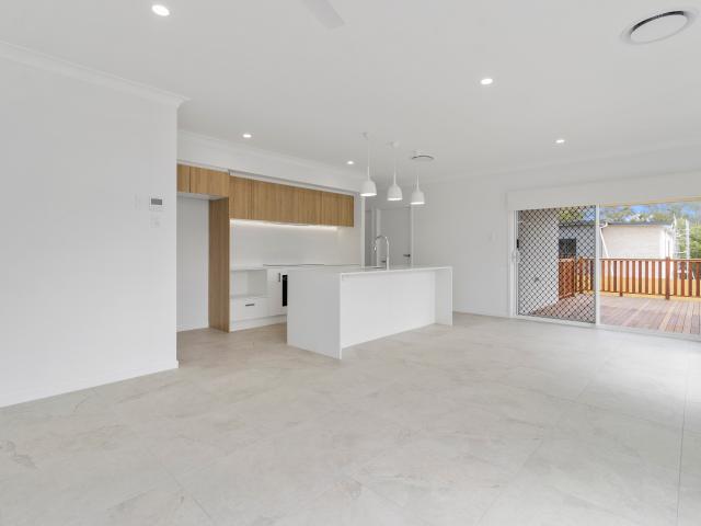 11 Maxwell Terrace