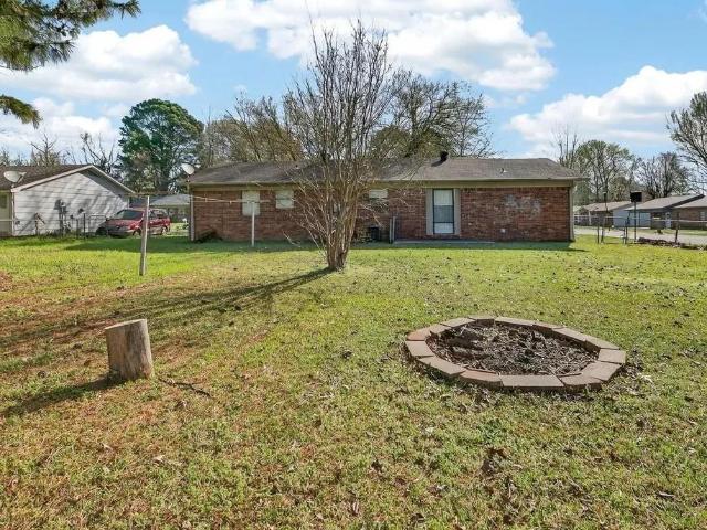 11 Meadowlark Drive