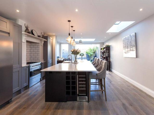 11 Merivale Road, London, SW15 2NW, United Kingdom | 5 bed townhouse for rent #88668572 | Rentberry