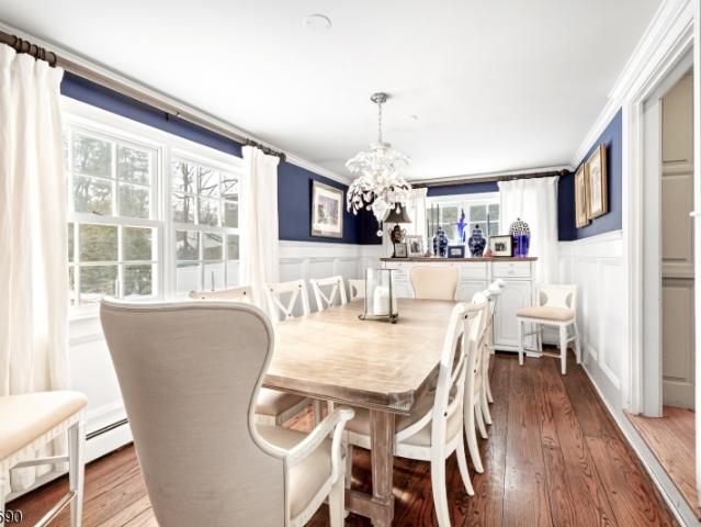 11 Miller Ave