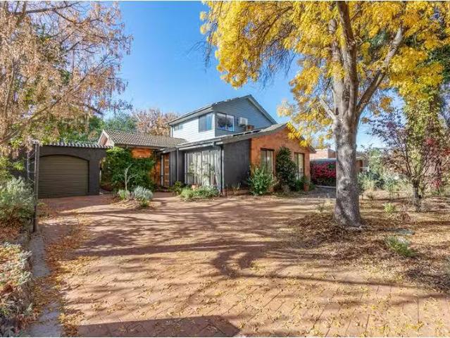 11 Molesworth Street, Watson House for rent Listed by Antoni.