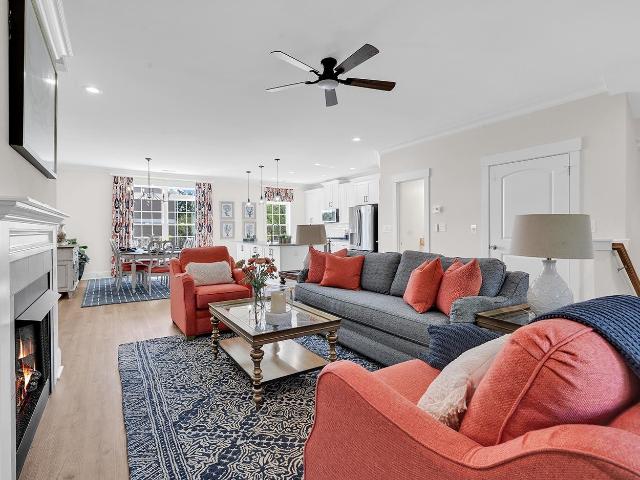 11 Mollusk Ct. 405