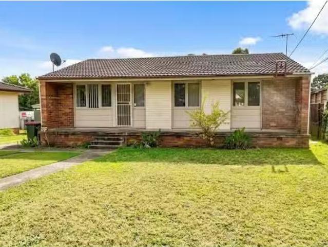 11 Murdoch Street, BLACKETT House for rent Listed by Paris Bu.