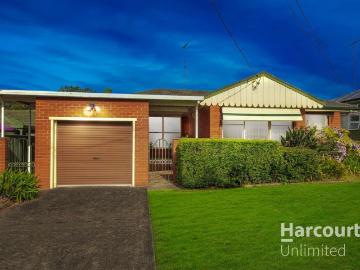 11 Myall Street, DOONSIDE, NSW 2767