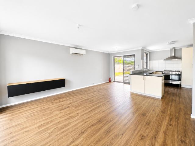 11 Myrtle Road Claremont Meadows, NSW 2747
